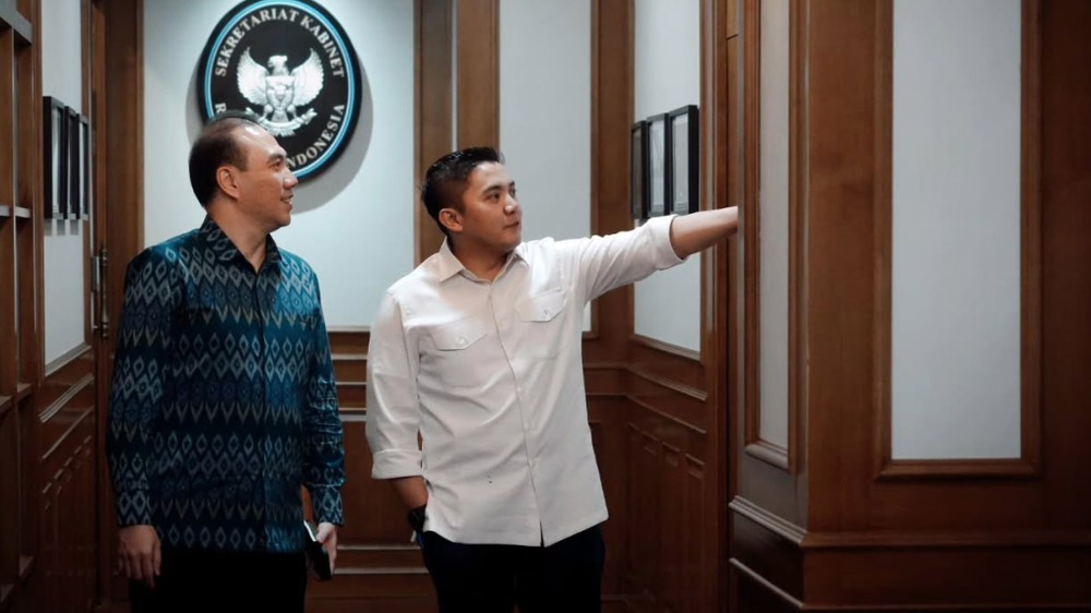 Pendapatan Ojol Melonjak? Seskab & GoTo Bahas Angka Fantastis! 1 Pendapatan Ojol Melonjak? Seskab & GoTo Bahas Angka Fantastis!