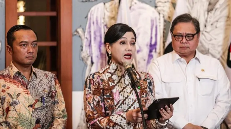 Terkuak OJK Respons Kenaikan BI Rate dan Isu Sell Indonesia terkuak ojk respons kenaikan bi rate dan isu sell indonesia