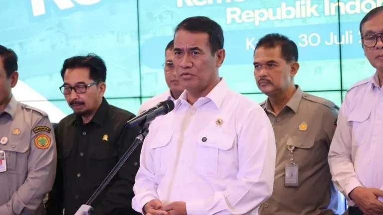 Mentan Ngamuk Mafia Beras Rugikan Negara Triliunan mentan ngamuk mafia beras rugikan negara triliunan