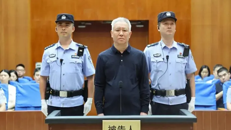 Kisah Tragis Raja Properti China Ini Berakhir kisah tragis raja properti china ini berakhir