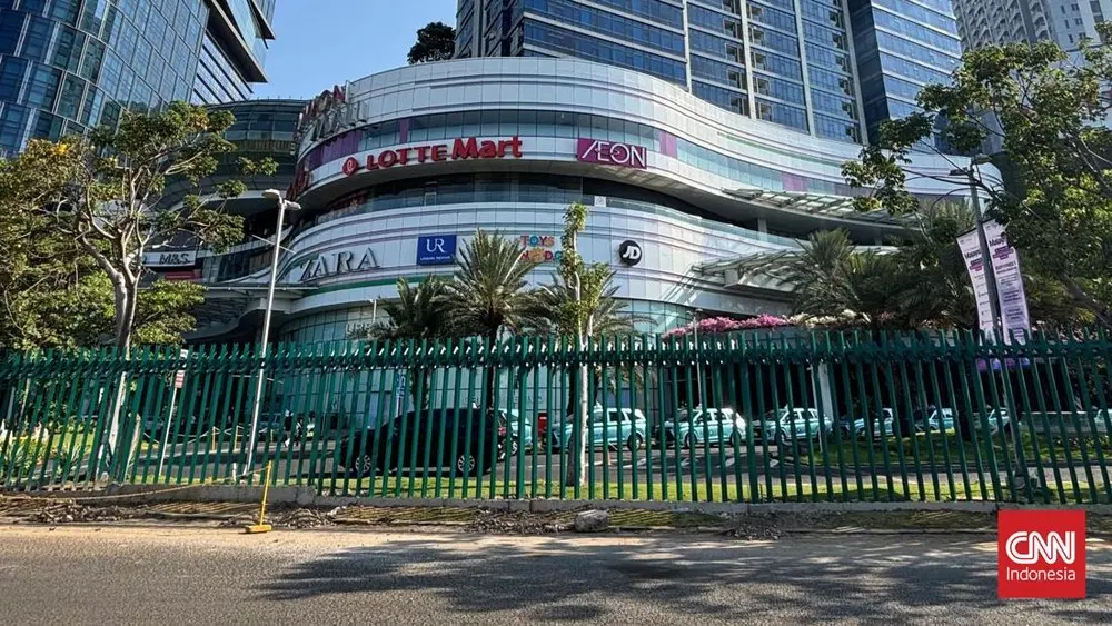 Mengapa Mal Kini Berpagar Tinggi Ternyata Ini Dalangnya 1 Mengapa Mal Kini Berpagar Tinggi Ternyata Ini Dalangnya