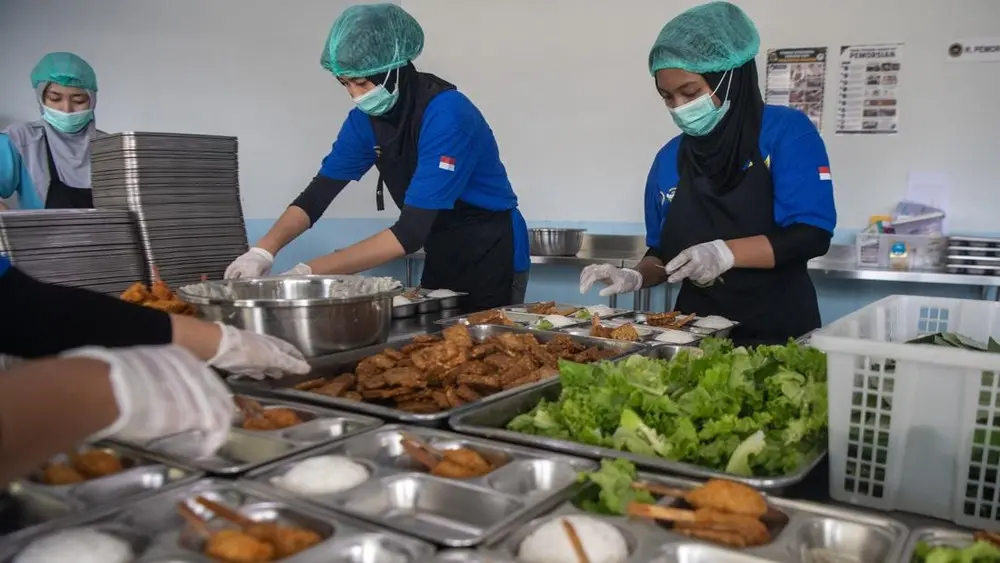 13 Ribu Dapur Makan Gratis Terancam Ditutup BGN Tak Main Main 1 13 Ribu Dapur Makan Gratis Terancam Ditutup BGN Tak Main Main