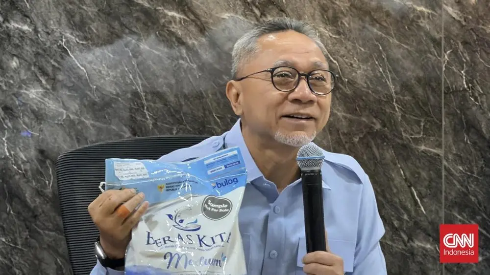 Beras Subsidi Tampil Beda Warna Biru Penuh Makna 1 Beras Subsidi Tampil Beda Warna Biru Penuh Makna