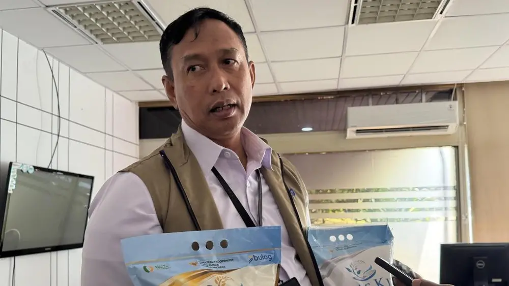 Bulog Siapkan Jutaan Ton Beras El Nino Mengancam 1 Bulog Siapkan Jutaan Ton Beras El Nino Mengancam