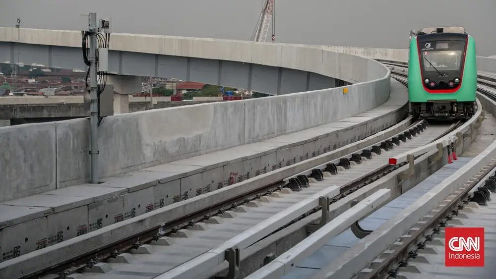 Cuma Rp8 Naik LRT Jakarta Baru Beneran