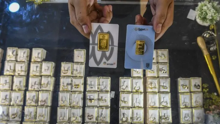 Emas Antam Meroket Tajam Buruan Cek Harga Terbaru emas antam meroket tajam buruan cek harga terbaru