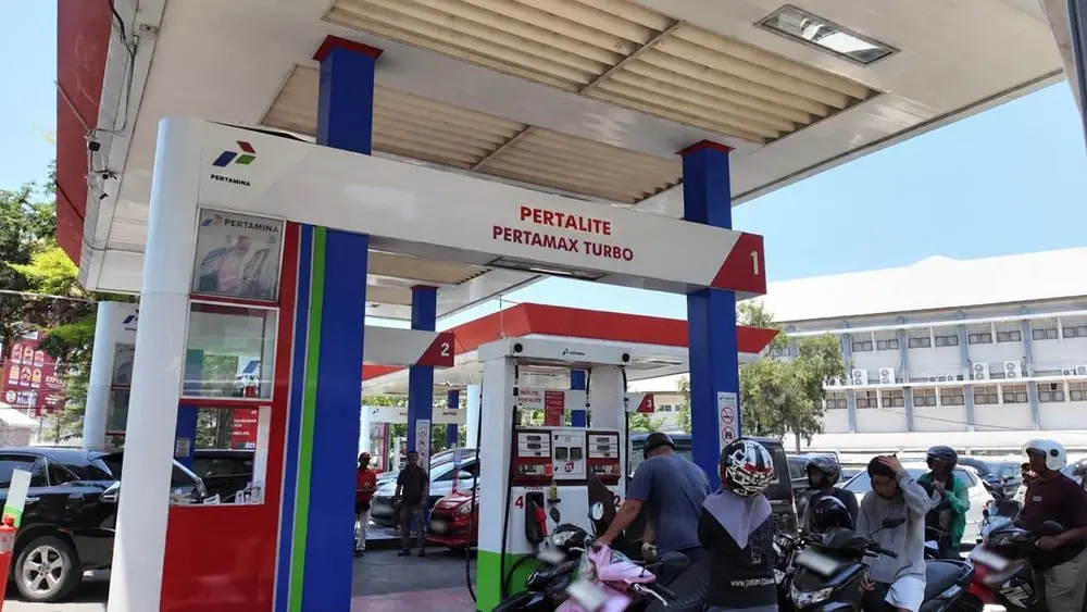 Makassar Antrean BBM Subsidi Segera Berakhir