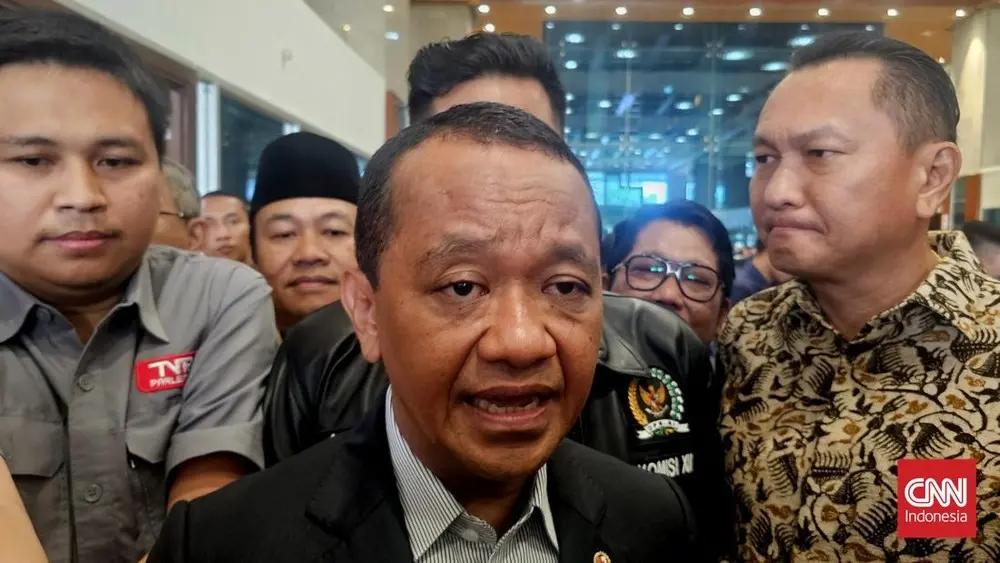 Mobil Mewah Dilarang Minum BBM Subsidi