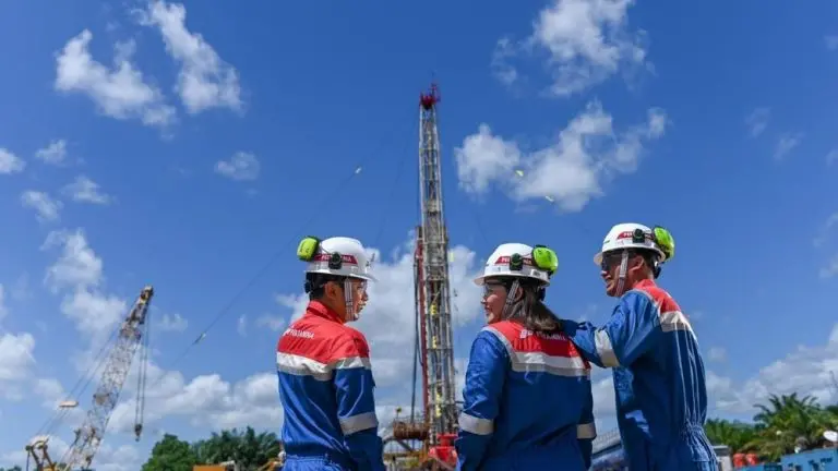 Pertamina Bongkar Rahasia Amankan Energi RI pertamina bongkar rahasia amankan energi ri