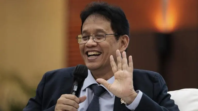 Setahun Jadi Menkeu Purbaya Pusing Terus Tapi Ekonomi Melejit setahun jadi menkeu purbaya pusing terus tapi ekonomi melejit