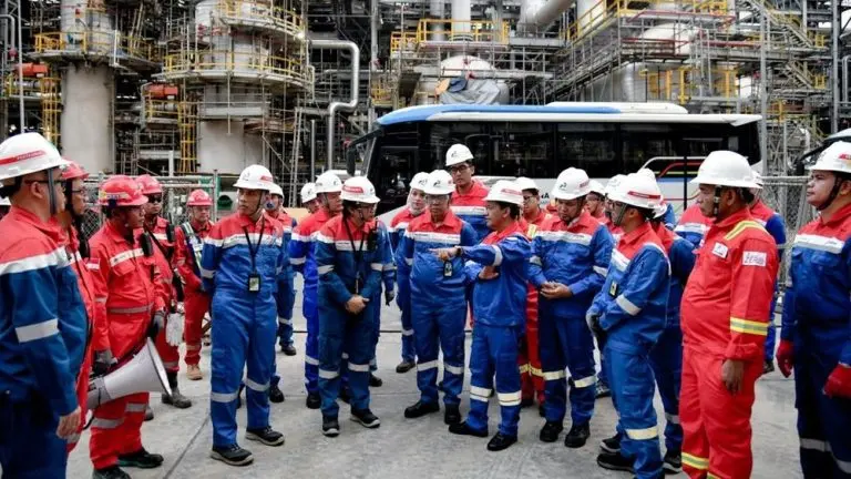Kabar Gembira Pasokan BBM Nasional Segera Aman kabar gembira pasokan bbm nasional segera aman