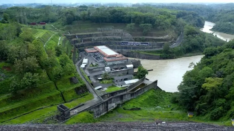 Langkah Besar Indonesia Menuju Era Energi Hijau langkah besar indonesia menuju era energi hijau