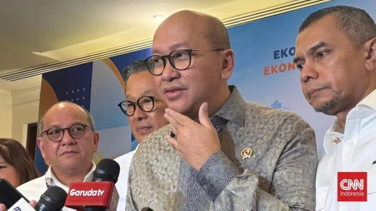 Misi Besar Rosan Roeslani Naikkan Kelas UMKM misi besar rosan roeslani naikkan kelas umkm