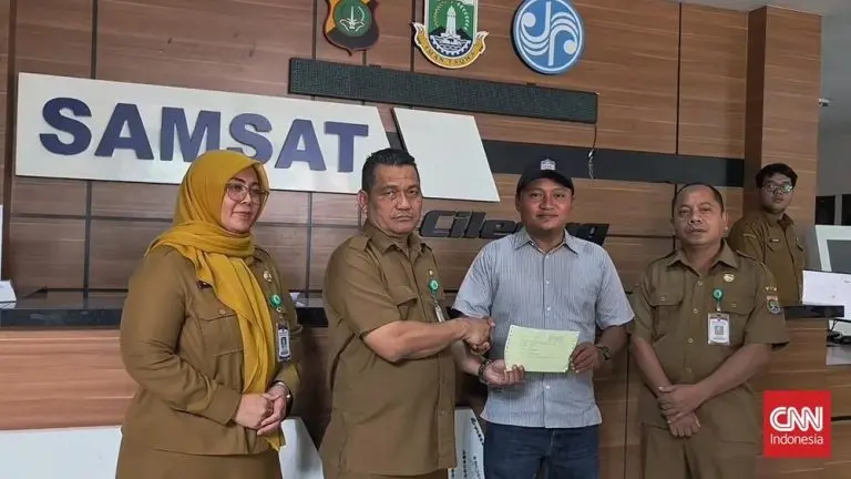 misteri mobil mewah atas nama mekanik