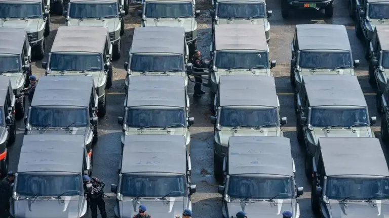 mobil dinas baru menteri pakai maung