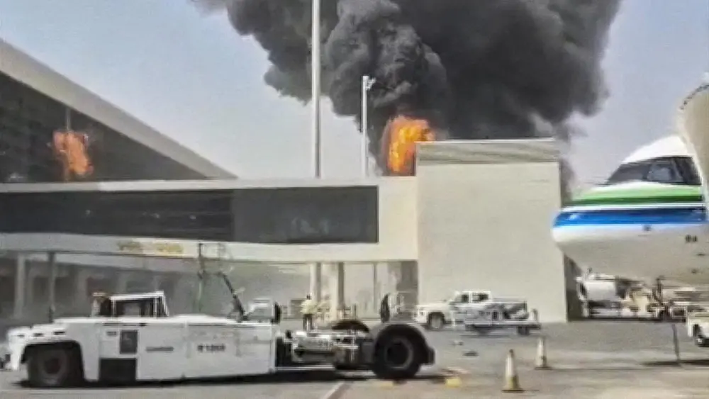 Riyadh Lumpuh Akibat Serangan Rudal 1 Riyadh Lumpuh Akibat Serangan Rudal