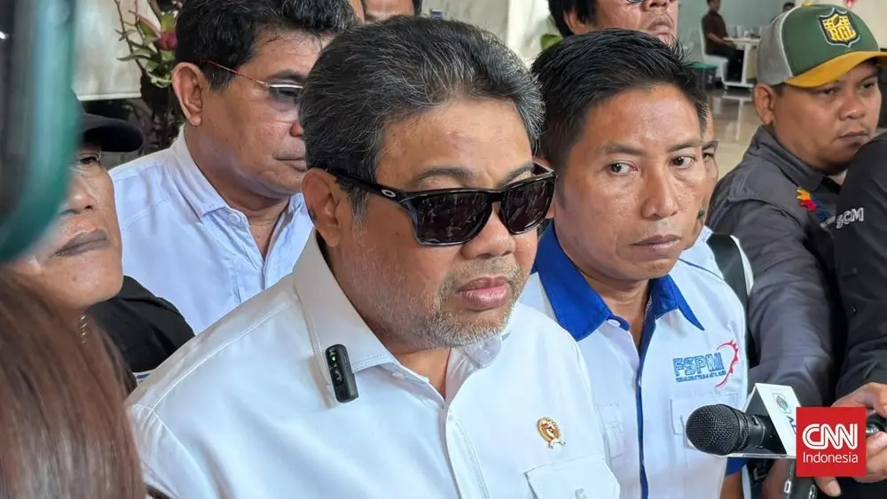 Status Kerja Karyawan PT Pos Jadi Sorotan