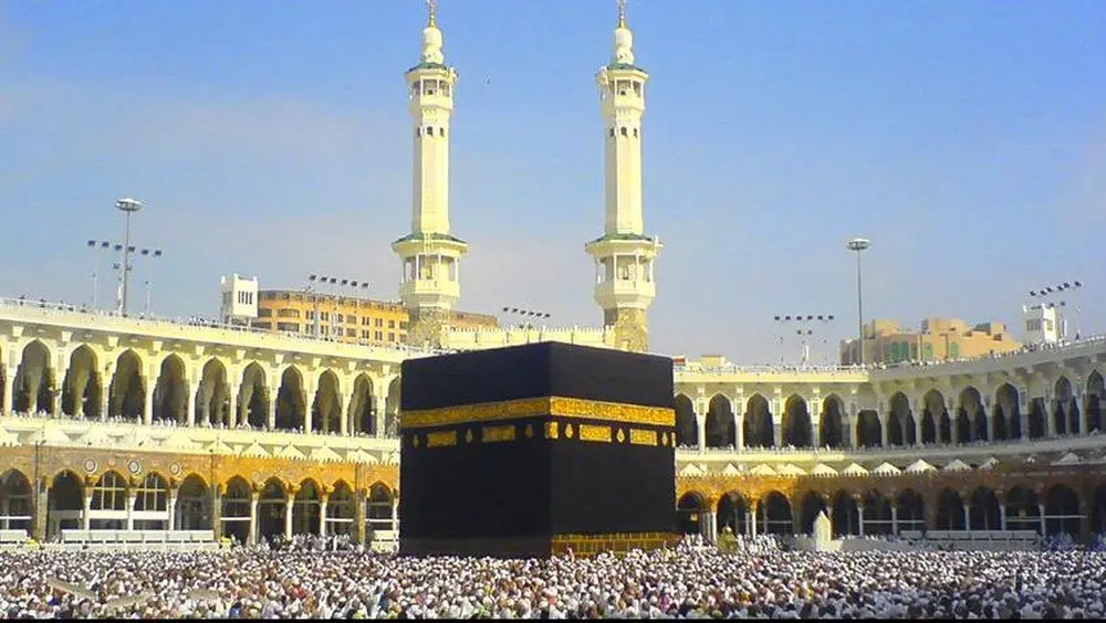 Umrah Sambil Dukung Timnas di Piala Asia